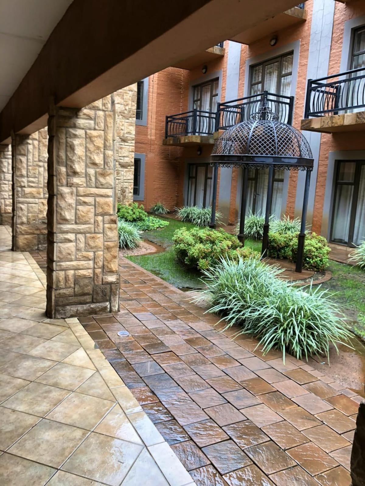 Best Overnight Modern & Private With King Size Bed Bloemfontein Exterior foto